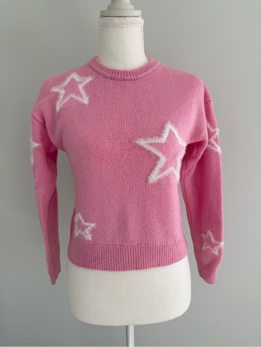 Splendid Pink Crewneck Sweater with White Star Motif